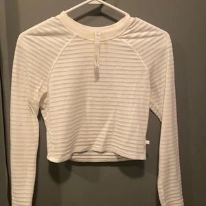 LULULEMON UNCOVER BURNOUT CROP TOP